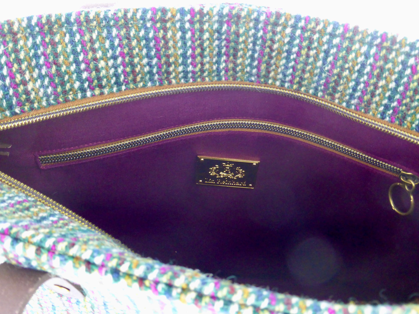 Harris-Tweed Shopper Tasche kariert in gruen und braun Toenen mit Innenfutter in purple und Reissverschluss