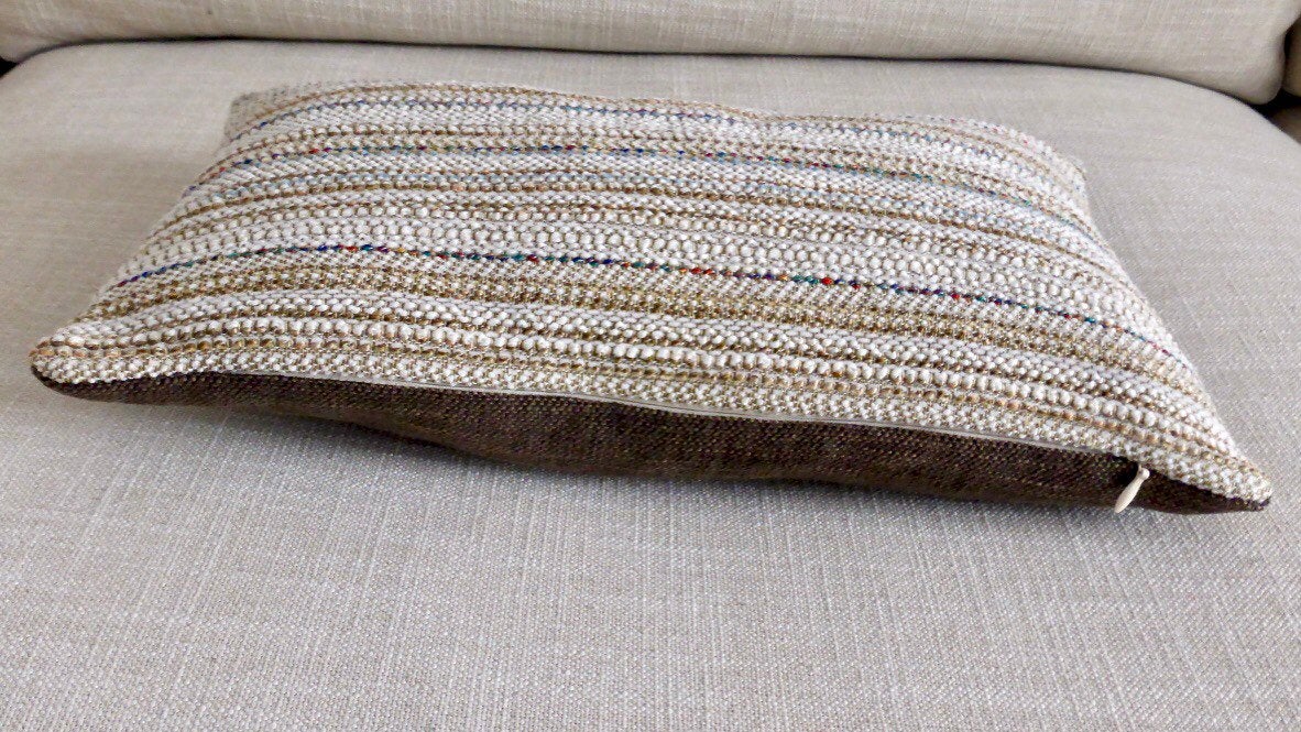 Kissenbezug in Beige- & Brauntönen mit Struktur, quadratisch