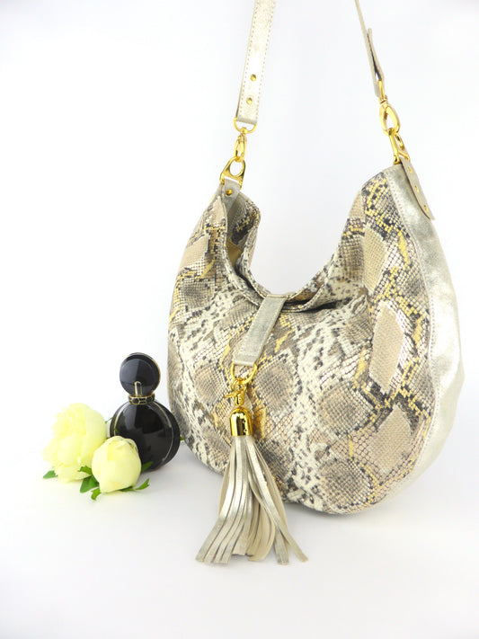 Hobo-Bag Schulter Tasche in Schlangen-Leder-Look creme und gold farben